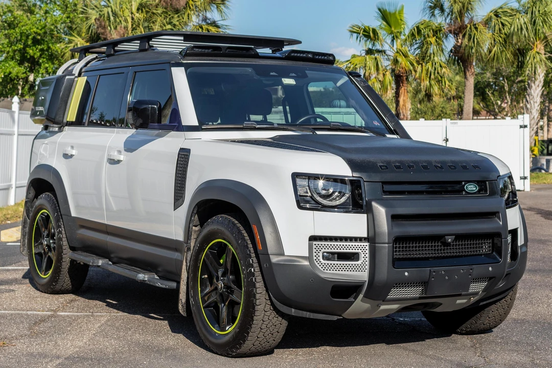 2020 Land Rover Defender L663 - Image 9 of 31