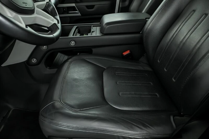 2020 Land Rover Defender L663 - Image 16 of 31
