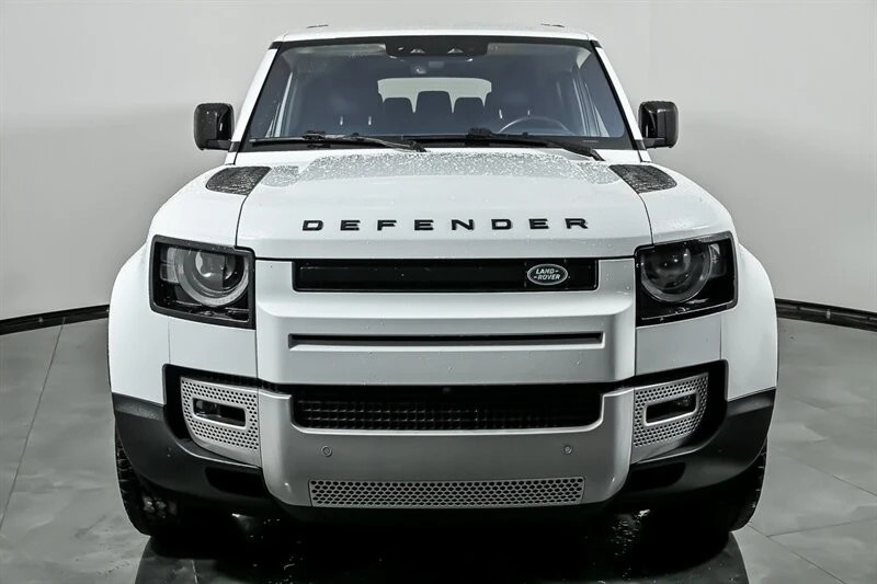 2020 Land Rover Defender L663 - Image 4 of 31