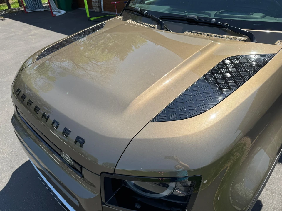 2020 Land Rover Defender L663 - Image 12 of 31