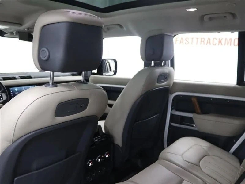 2020 Land Rover Defender 110 - Image 12 of 12
