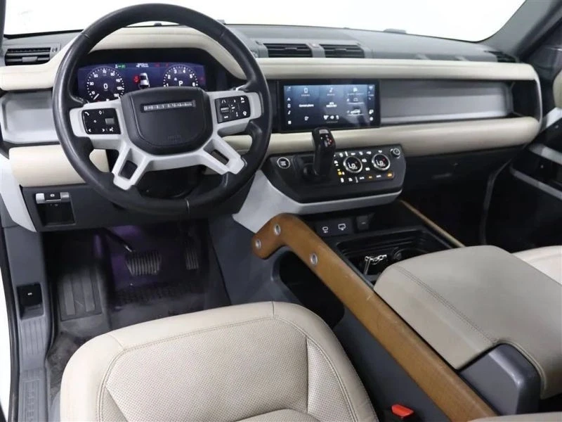 2020 Land Rover Defender 110 - Image 8 of 12