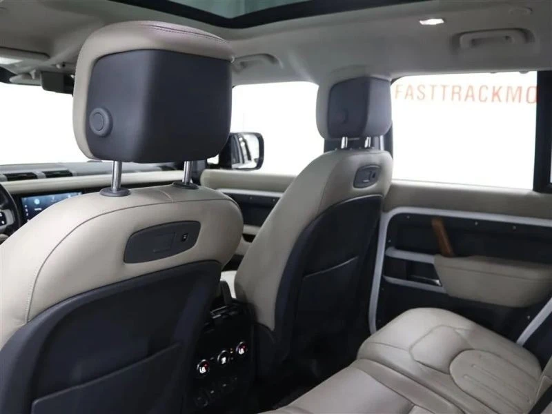 2020 Land Rover Defender 110 - Image 12 of 12