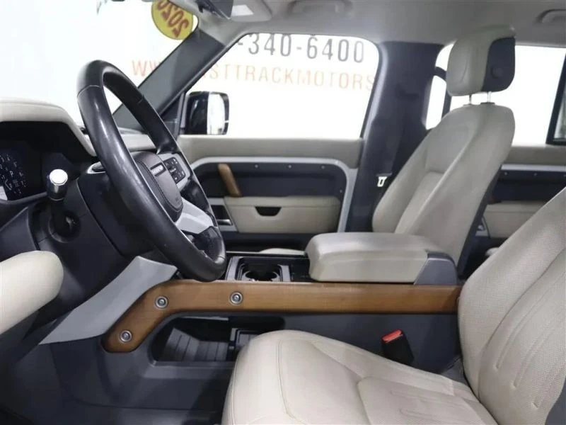 2020 Land Rover Defender 110 - Image 9 of 12
