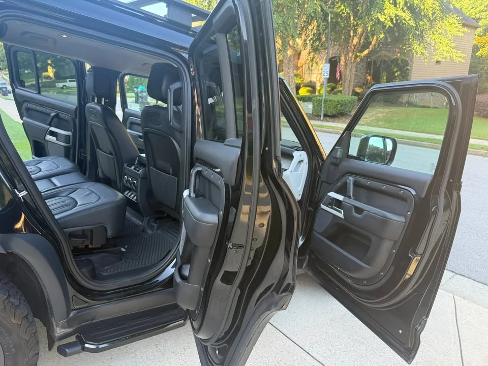 2020 Land Rover Defender L663 - Image 7 of 20