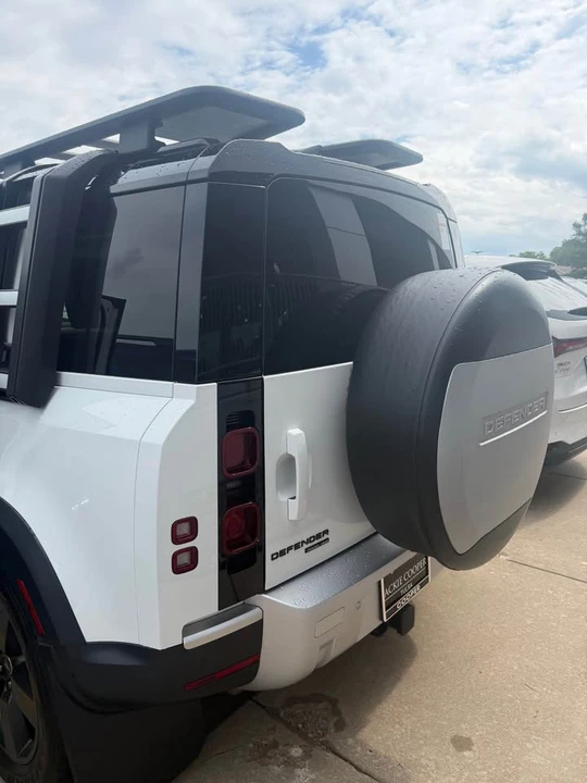 2020 Land Rover Defender L663 - Image 6 of 6