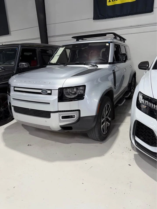 2020 Land Rover Defender L663 - Image 2 of 9