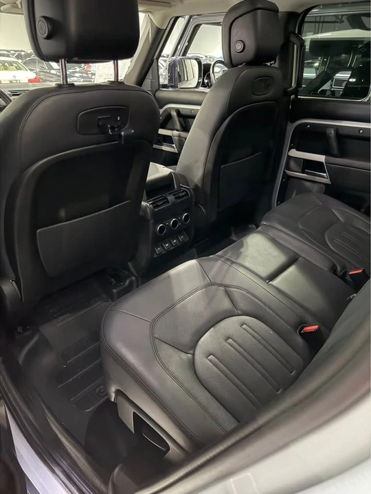 2020 Land Rover Defender L663 - Image 7 of 9