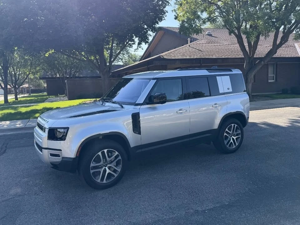 2020 Land Rover Defender L663 - Image 4 of 19