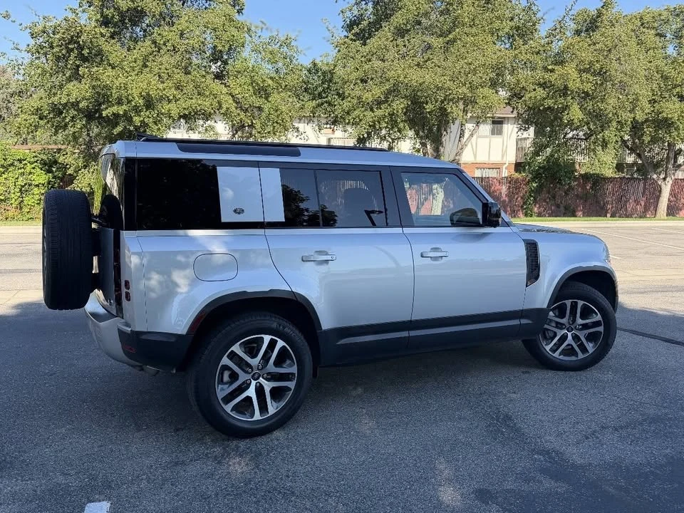 2020 Land Rover Defender L663 - Image 3 of 19