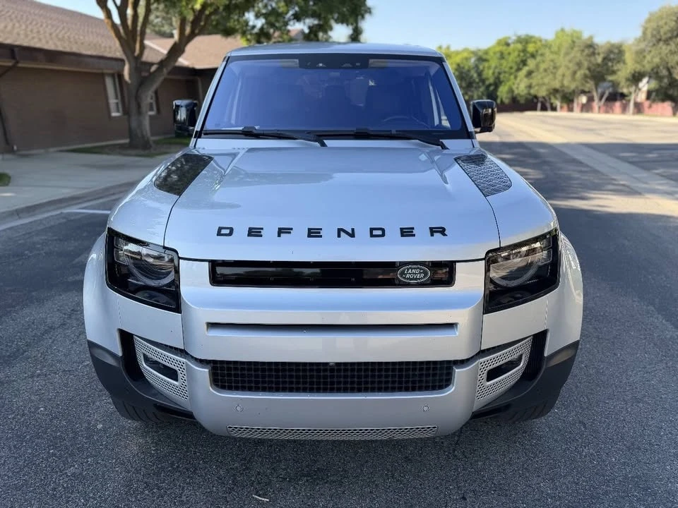 2020 Land Rover Defender L663 - Image 15 of 19