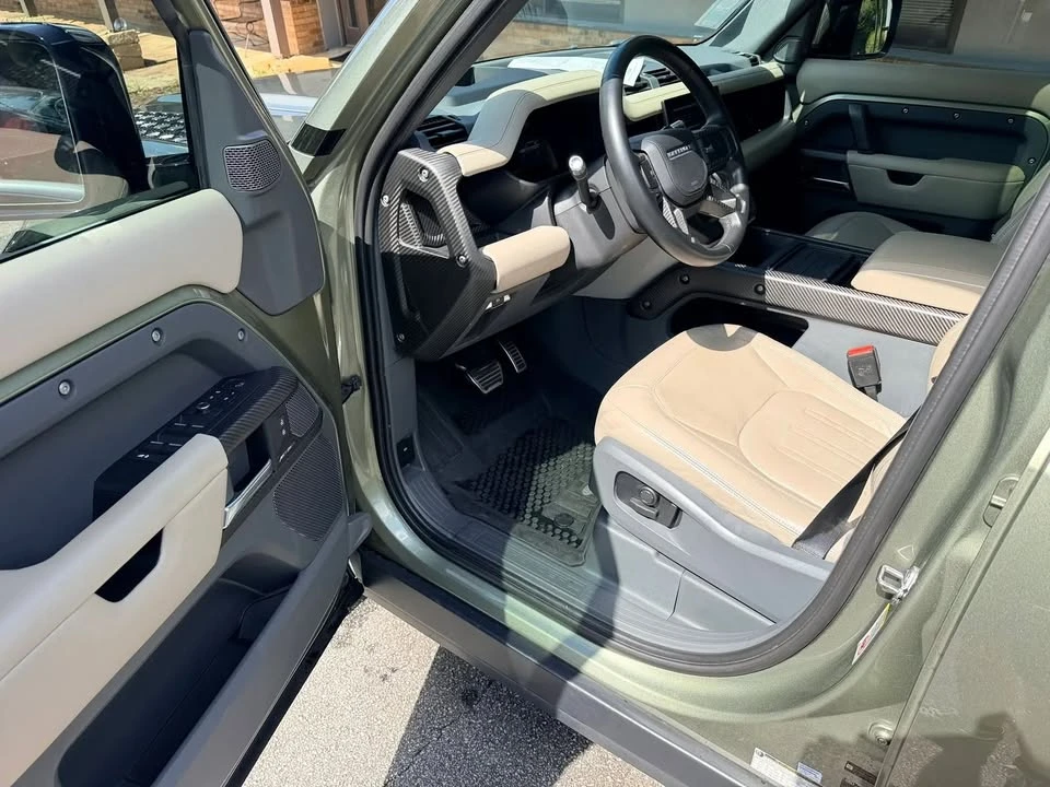 2020 Land Rover Defender L663 - Image 7 of 20
