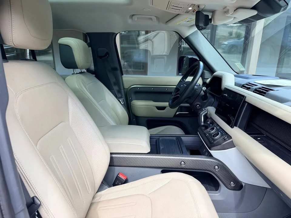 2020 Land Rover Defender L663 - Image 18 of 20