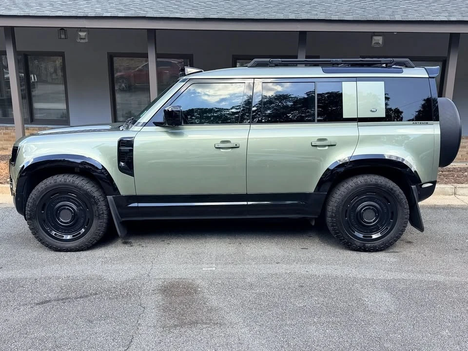 2020 Land Rover Defender L663 - Image 4 of 20