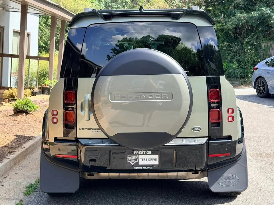 2020 Land Rover Defender L663 - Image 15 of 20