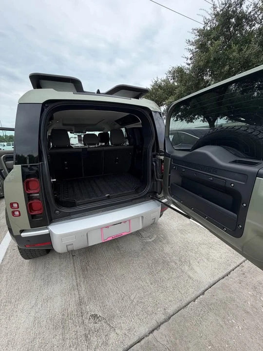 2020 Land Rover Defender L663 - Image 7 of 7