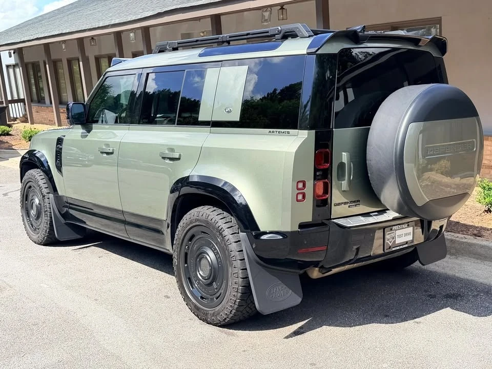 2020 Land Rover Defender L663 - Image 5 of 20