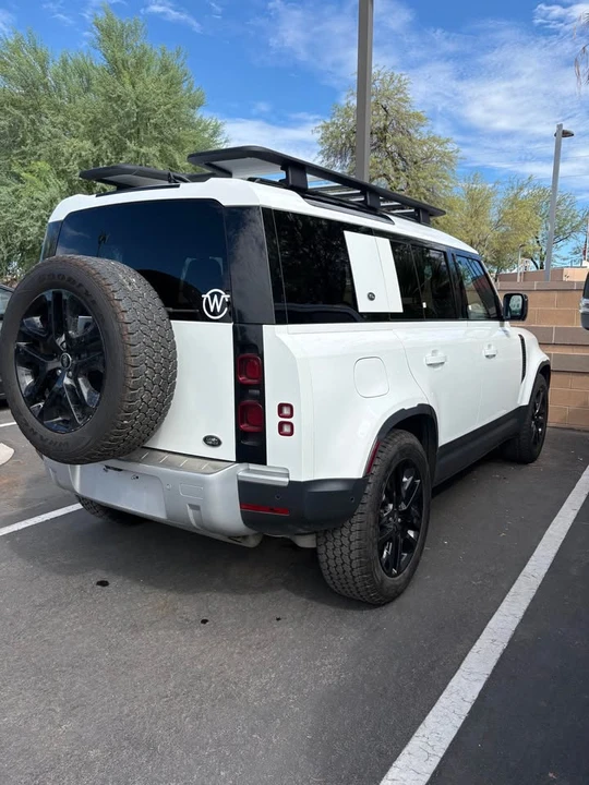 2020 Land Rover Defender L663 - Image 3 of 7
