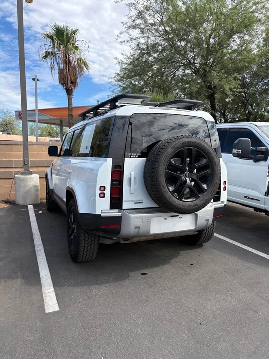 2020 Land Rover Defender L663 - Image 4 of 7