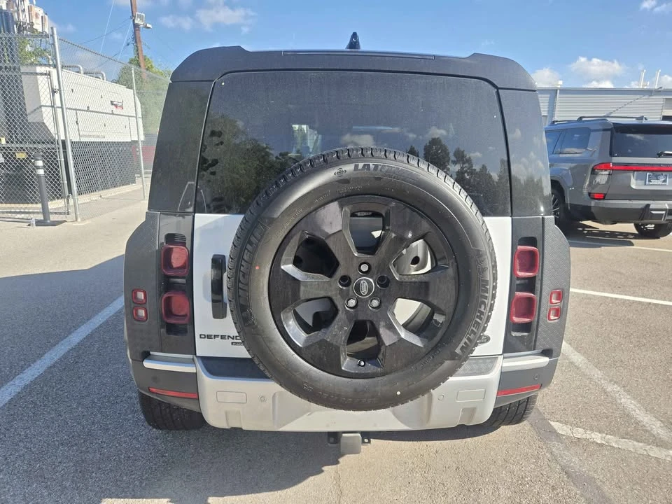 2020 Land Rover Defender L663 - Image 8 of 17