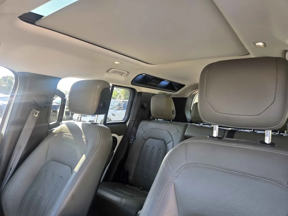 2020 Land Rover Defender L663 - Image 13 of 17