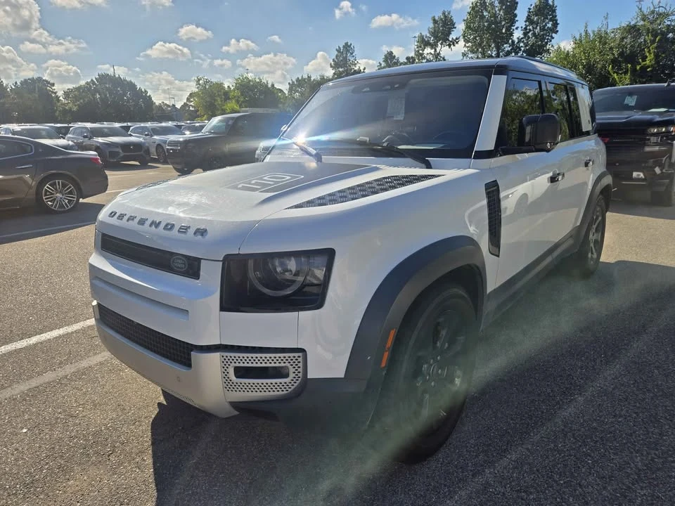 2020 Land Rover Defender L663 - Image 5 of 17