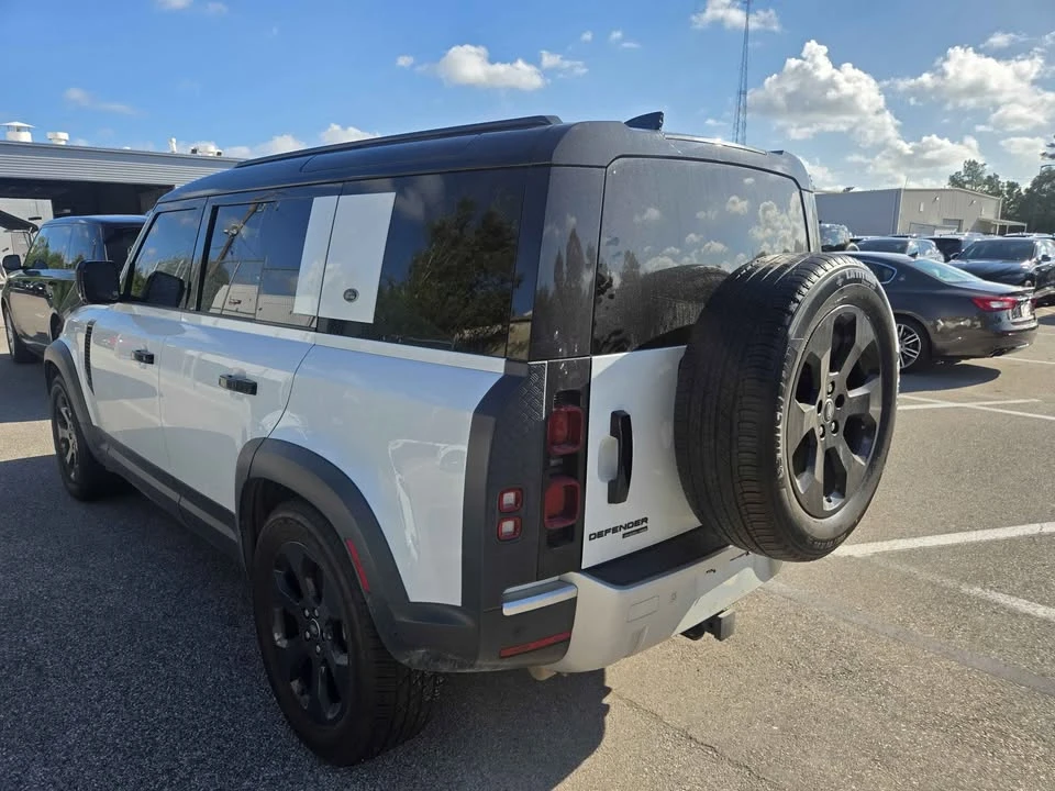 2020 Land Rover Defender L663 - Image 7 of 17