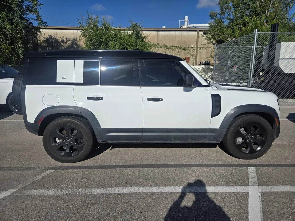2020 Land Rover Defender L663 - Image 4 of 17