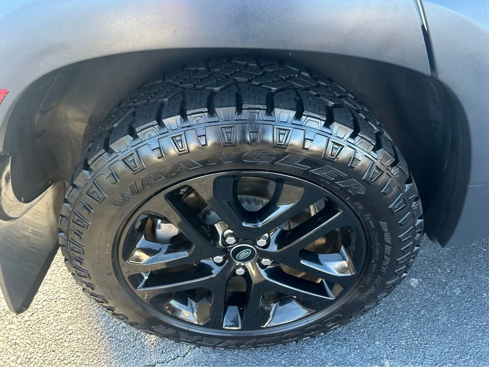 2020 Land Rover Defender L663 - Image 8 of 17