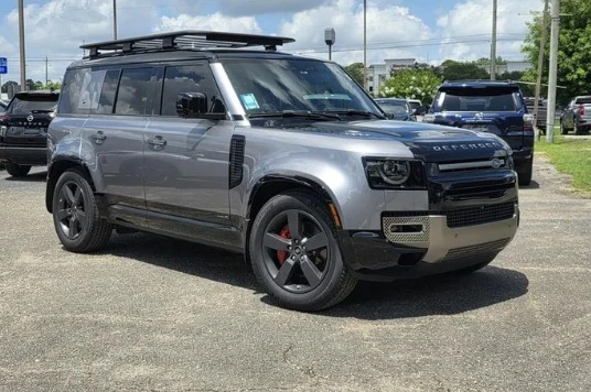 2020 Land Rover Defender L663 - Image 3 of 10