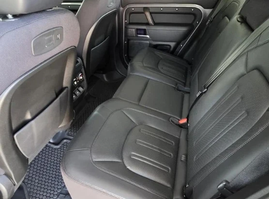 2020 Land Rover Defender L663 - Image 9 of 10