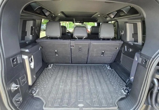 2020 Land Rover Defender L663 - Image 10 of 10