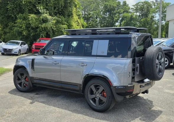 2020 Land Rover Defender L663 - Image 4 of 10