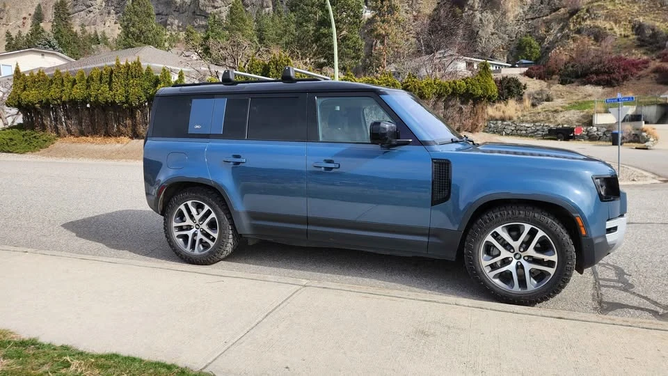 2020 Land Rover Defender L663 - Image 3 of 8
