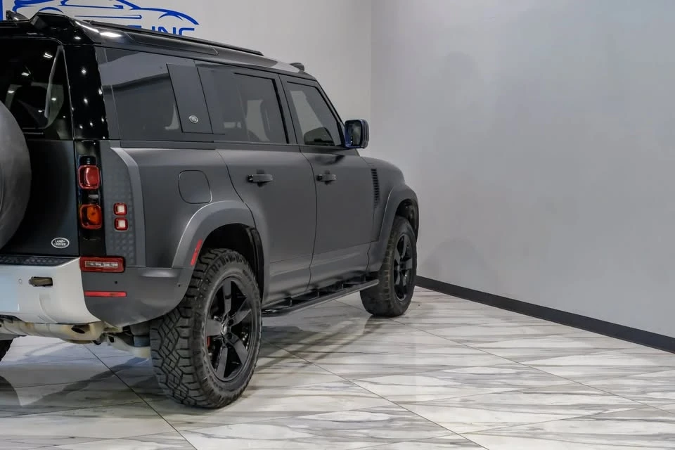 2020 Land Rover Defender L663 - Image 14 of 20