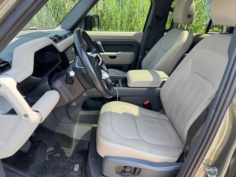 2020 Land Rover Defender L663 - Image 5 of 8