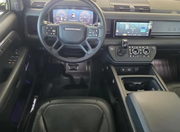2020 Land Rover Defender L663 - Image 8 of 11