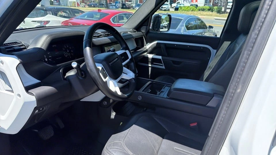 2020 Land Rover Defender L663 - Image 9 of 20