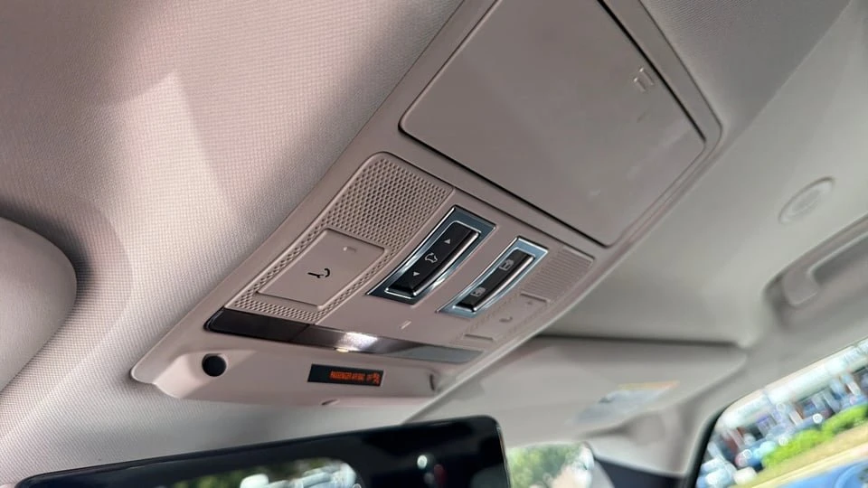 2020 Land Rover Defender L663 - Image 18 of 20