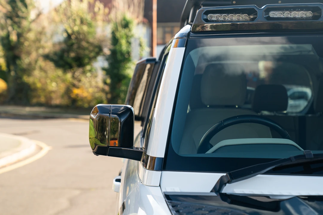 2020 Land Rover Defender L663 - Image 26 of 31