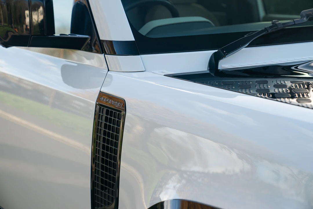 2020 Land Rover Defender L663 - Image 28 of 31