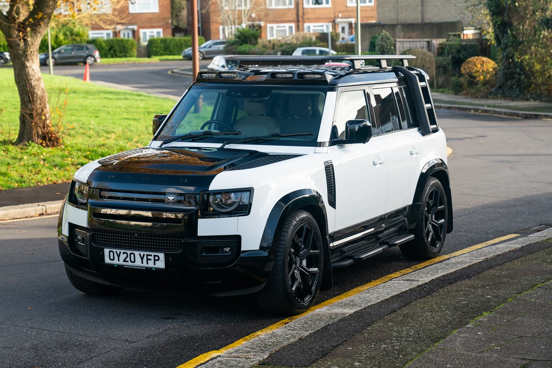 2020 Land Rover Defender L663 - Image 20 of 31