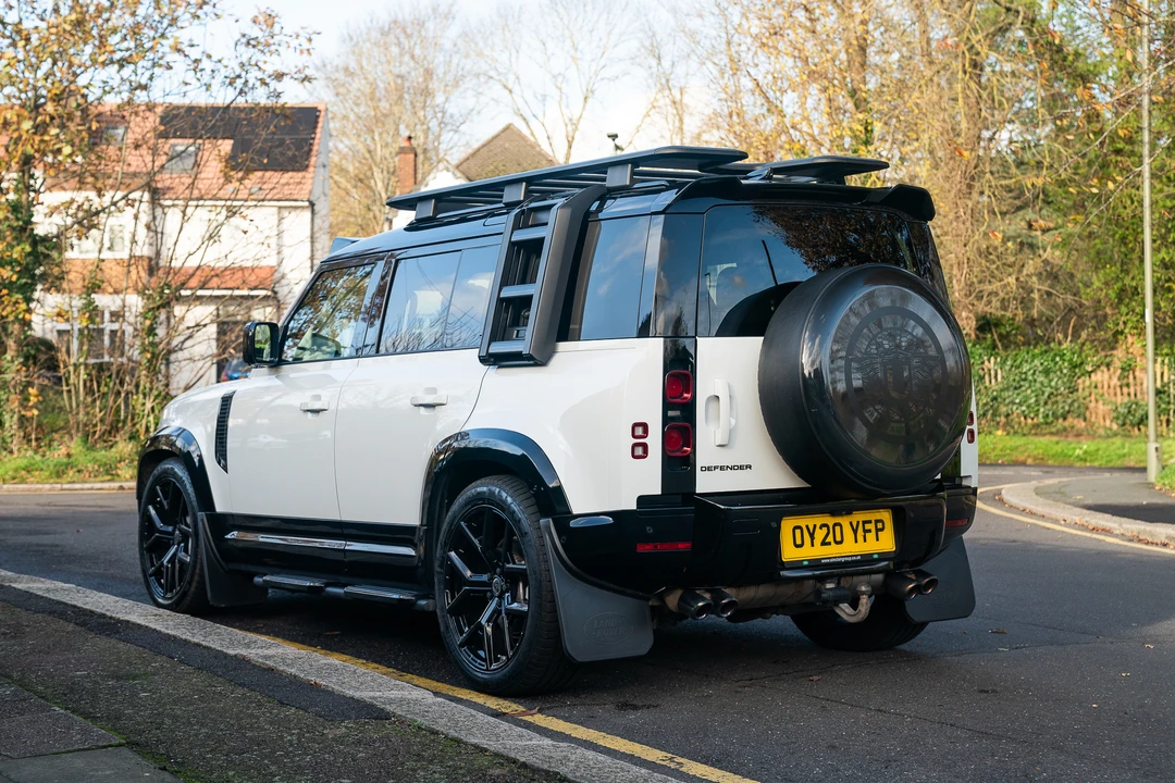 2020 Land Rover Defender L663 - Image 5 of 31