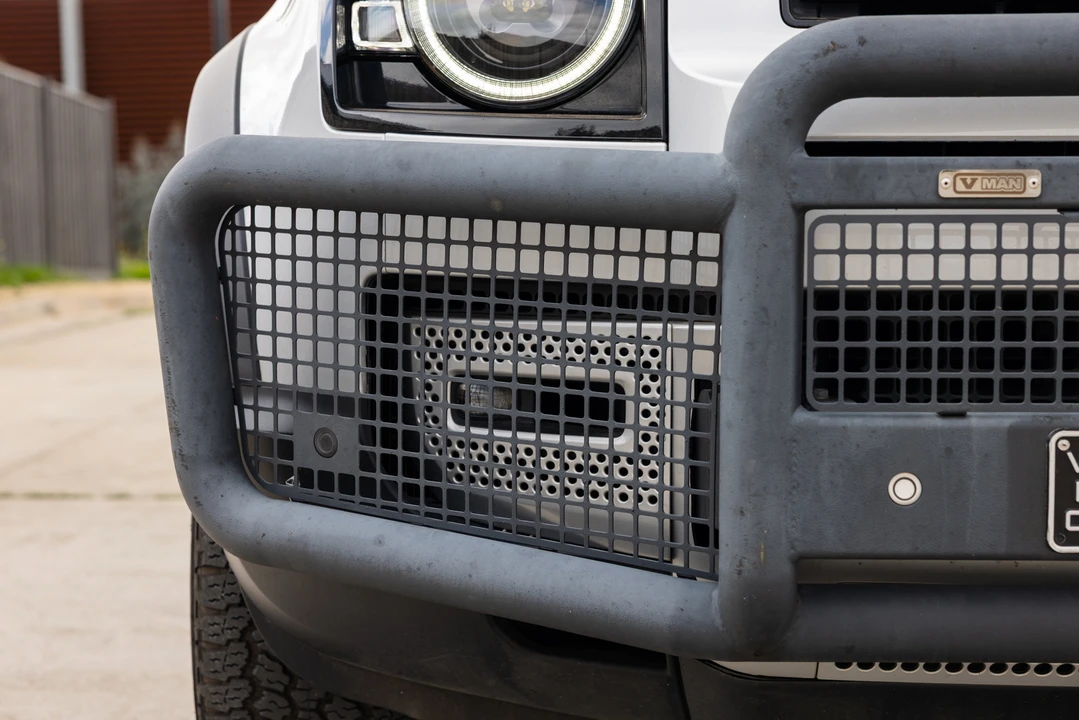2020 Land Rover Defender L663 - Image 30 of 31