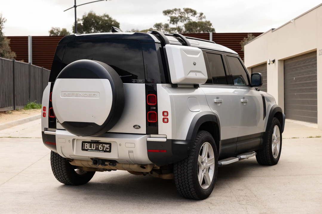 2020 Land Rover Defender L663 - Image 5 of 31