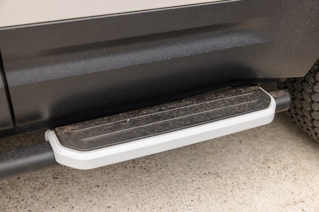 2020 Land Rover Defender L663 - Image 19 of 31