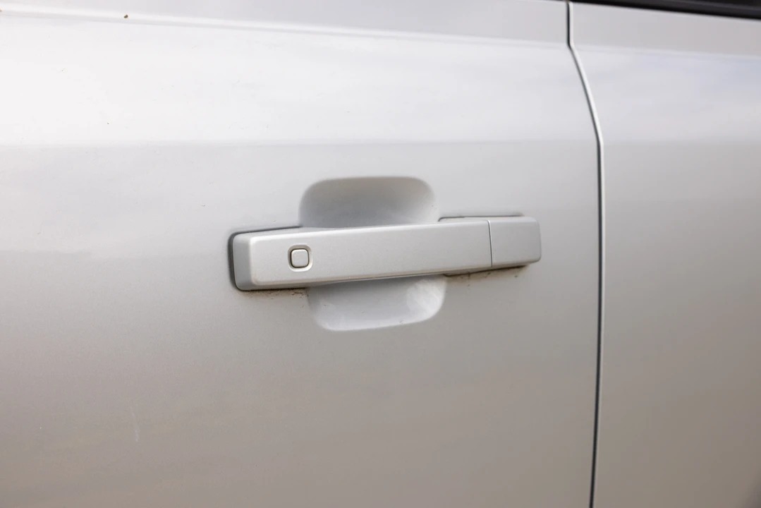 2020 Land Rover Defender L663 - Image 20 of 31