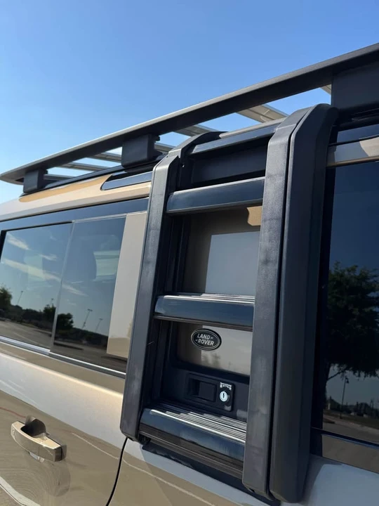 2020 Land Rover Defender L663 - Image 11 of 18