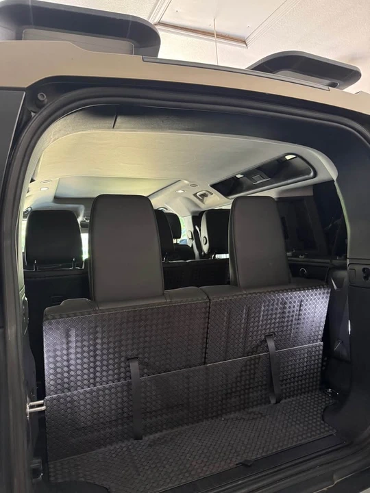 2020 Land Rover Defender L663 - Image 17 of 18