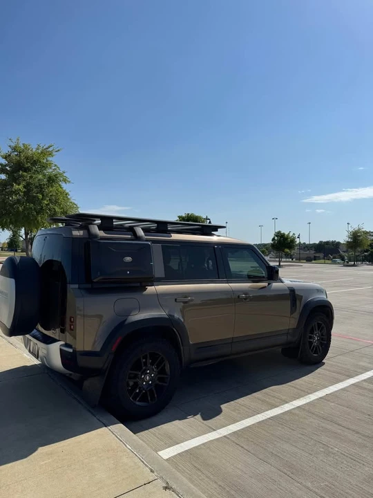 2020 Land Rover Defender L663 - Image 5 of 18